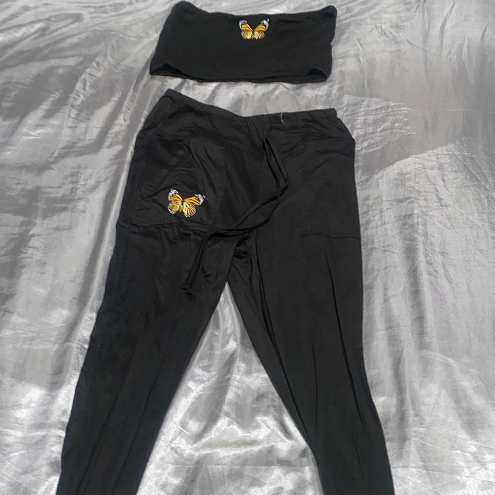 2 piece black butterfly set